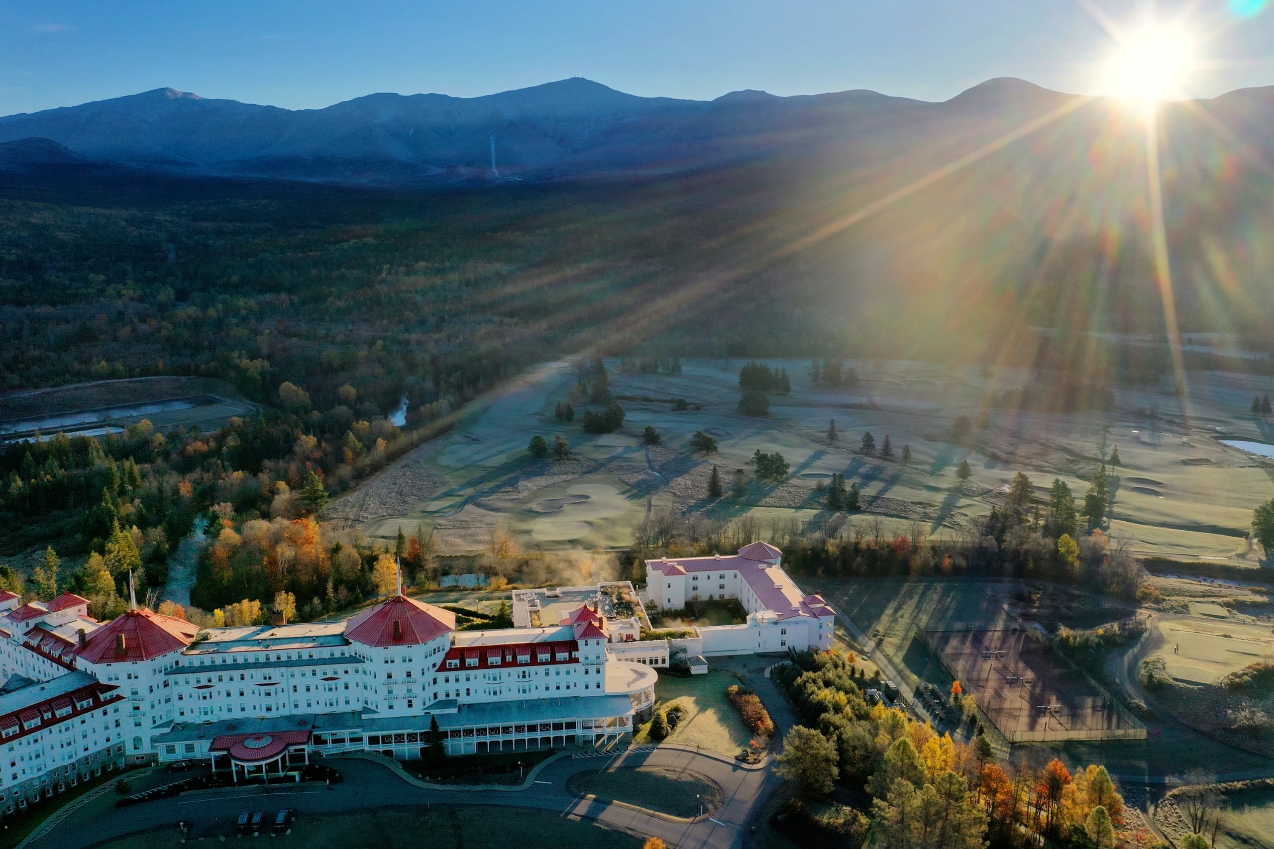 Omni Mount Washington Resort & Spa at sunrise