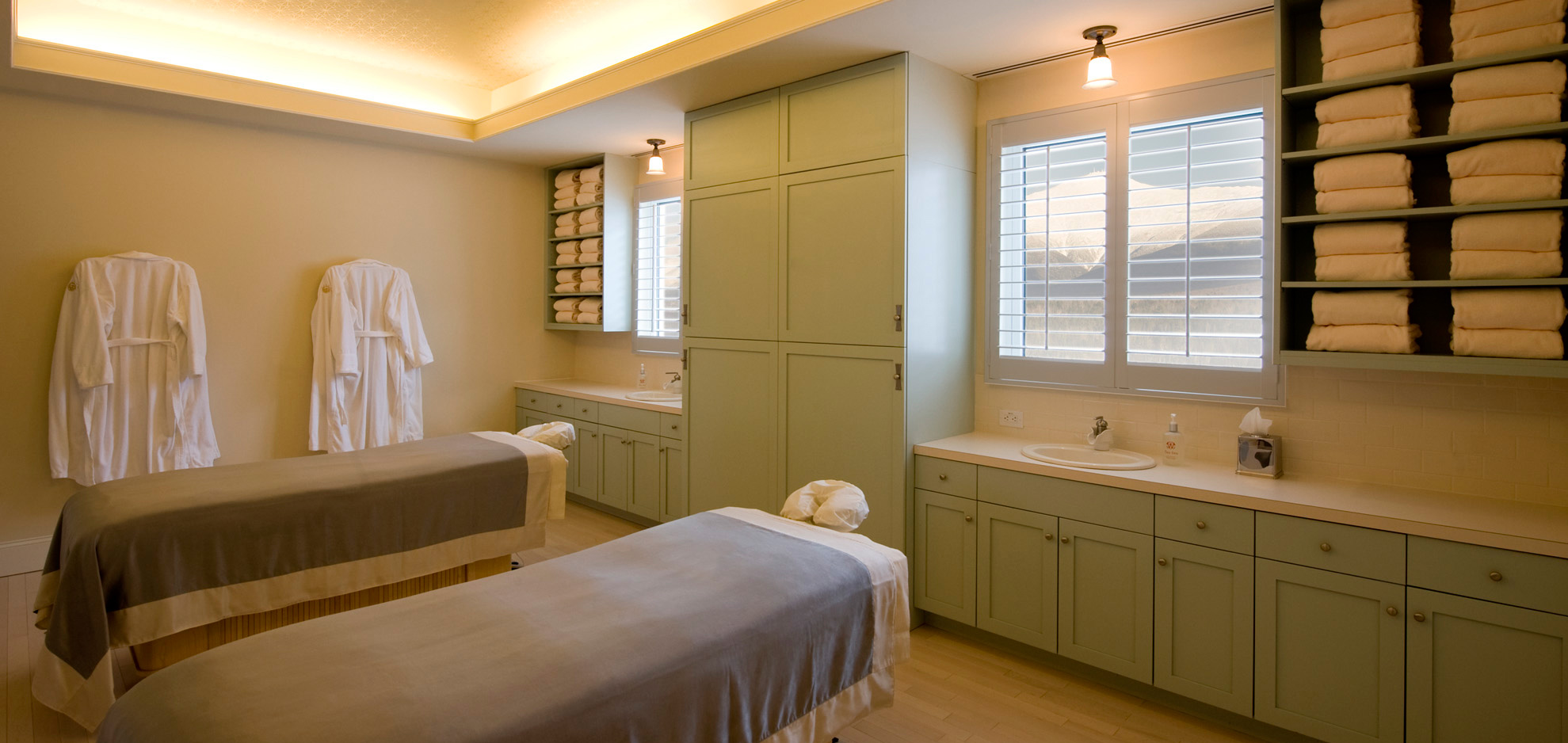 Massage rooms in Washington
