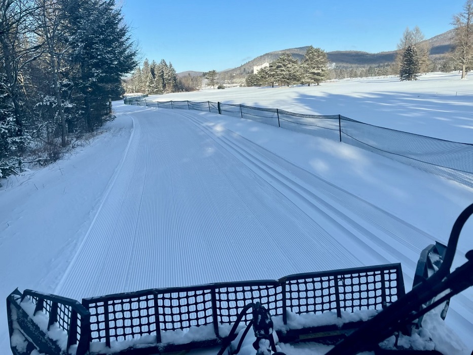Fresh snow means the classic tracks are looking mighty fine! PB100 grooming